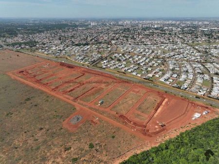 Terreno-Condomínio em Terras Alpha
