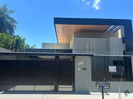 Casa-Térrea em Pioneiros