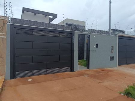 Casa-Térrea em Rita Vieira