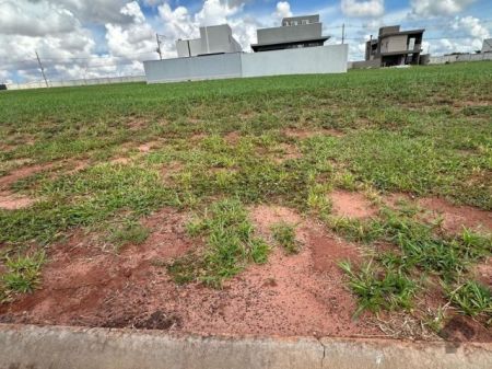 Terreno-Condomínio em Loteamento Reserva Santa Inês