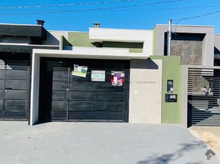 Casa-Térrea em Vila Marambaia