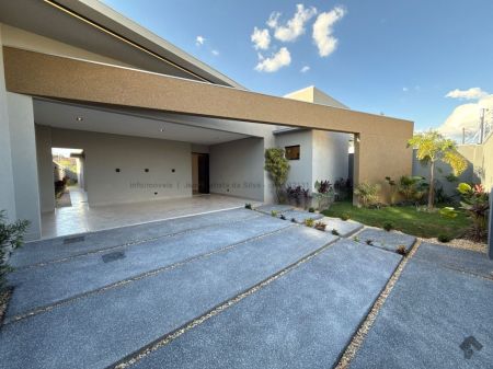 Casa-Térrea em Carandá