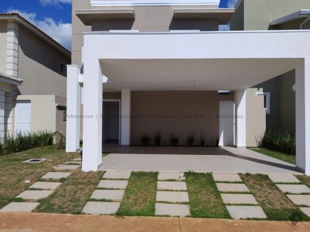 Sobrado-Condomínio em Tiradentes