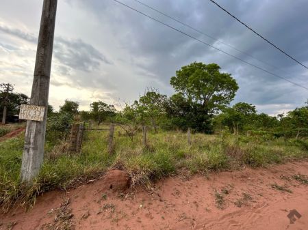 Chácara em Chácara das Mansões