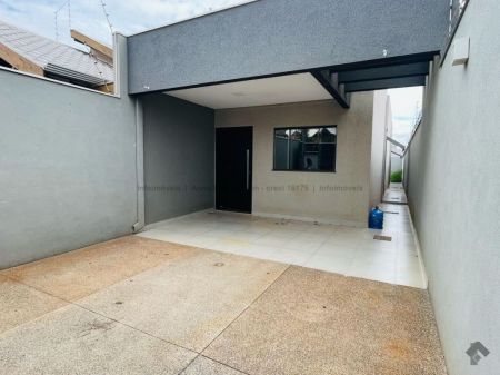 Casa-Térrea em Rita Vieira