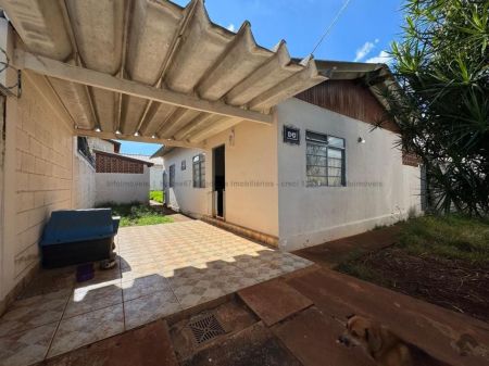 Casa-Térrea em Taquarussú