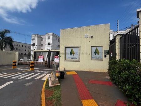 Apartamento em Pioneiros