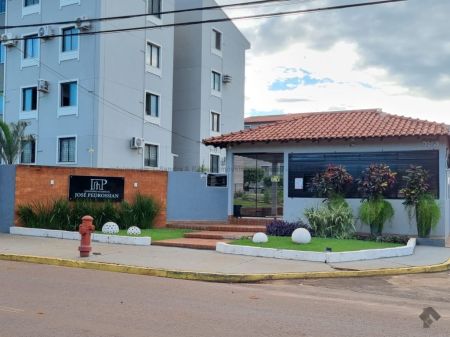 Apartamento em Monte Castelo