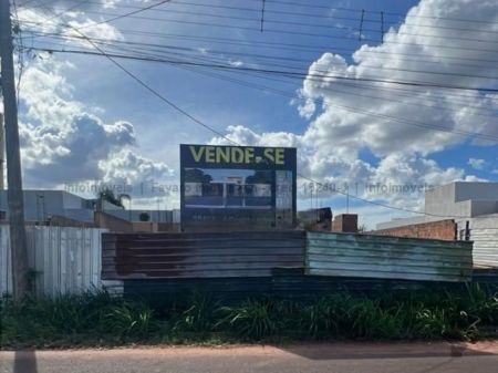 Casa-Térrea em Rita Vieira