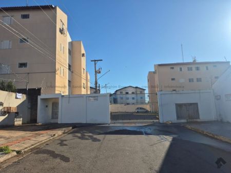 Apartamento em Coophasul