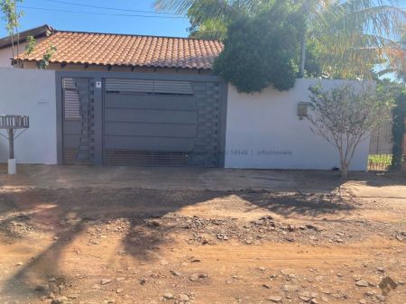 Casa-Térrea em Nova Campo Grande