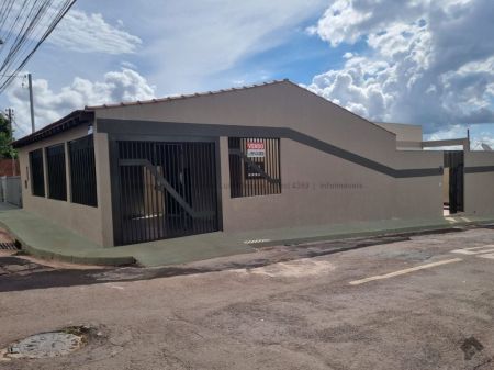 Casa-Térrea em Coronel Antonino