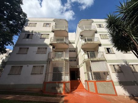 Apartamento em Monte Castelo