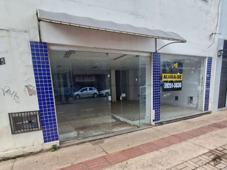 Sala / Salão / Loja em Centro