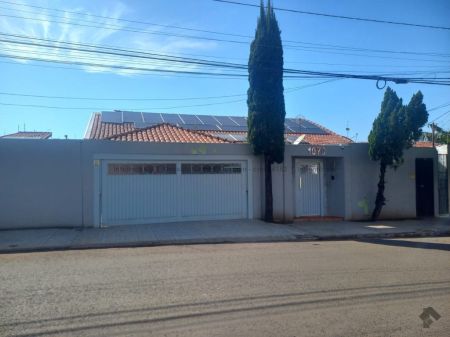 Casa-Térrea em Jardim Autonomista