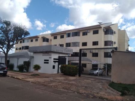 Apartamento em Vila Carlota