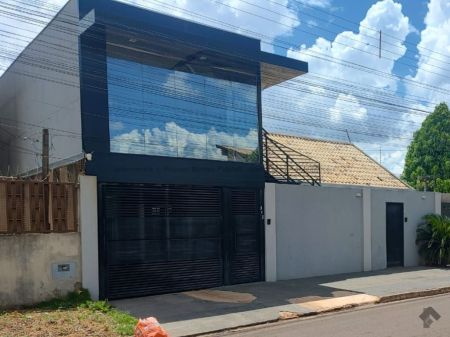 Casa-Térrea em Universitário