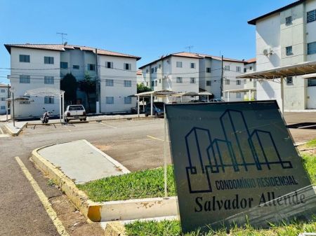 Apartamento em Monte Castelo