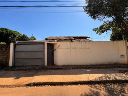 Casa-Térrea em Residencial Oliveira II