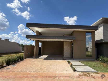 Casa-Térrea-Condomínio em Residencial Porto Royale