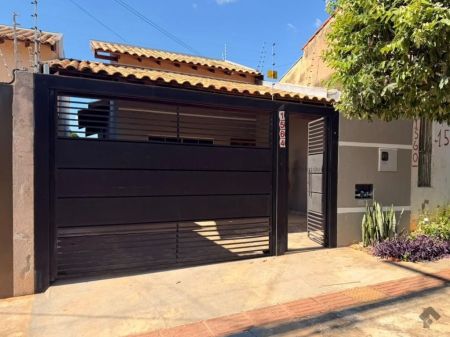 Casa-Térrea em Vila Santo Amaro