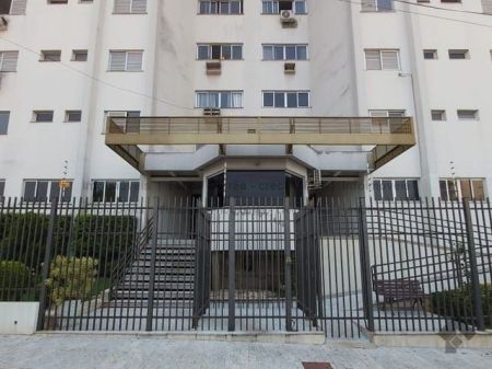 Apartamento em Centro