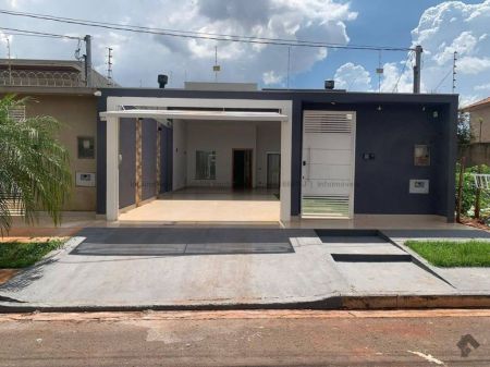 Casa-Térrea em Rita Vieira