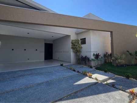 Casa-Térrea em Carandá