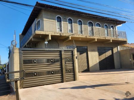 Apartamento em Guanandi