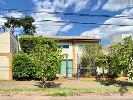 Casa-Térrea em Carandá Bosque I
