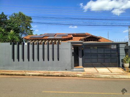 Casa-Térrea em Jardim Alto São Francisco