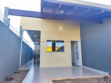 Casa-Térrea em Residencial Figueiras do Parque