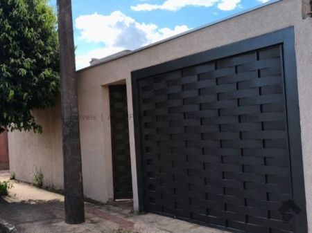 Casa-Térrea em Vila Bandeirante