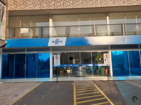 Sala / Salão / Loja em Jardim Parati
