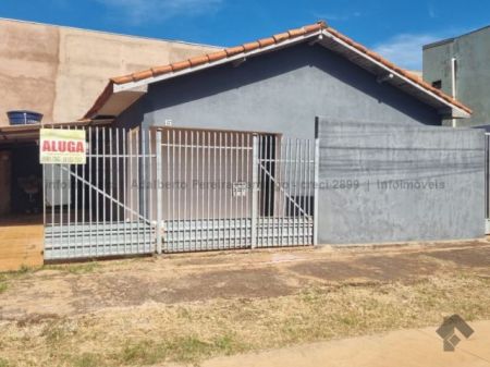 Casa-Térrea em Vila Cidade Morena