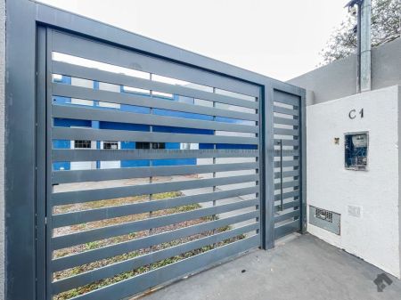 Casa-Térrea em Vila Santa Luzia