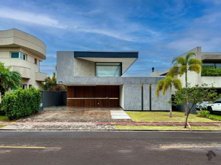 Casa-Térrea-Condomínio em Residencial Alphaville