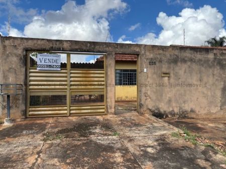 Casa-Térrea em Coronel Antonino