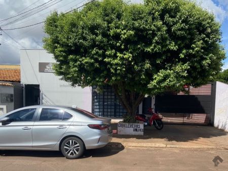 Casa Comercial em Vila Nasser