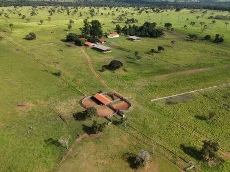 Fazenda em Zona Rural