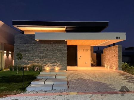 Casa-Térrea-Condomínio em Residencial Alphaville IV