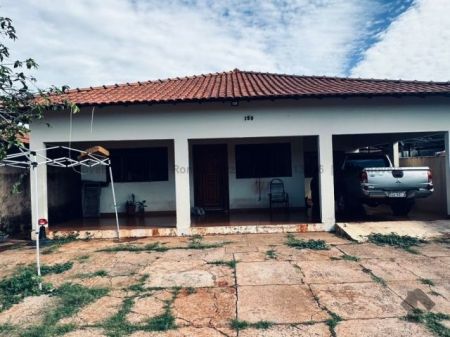 Casa-Térrea em Vila Planalto