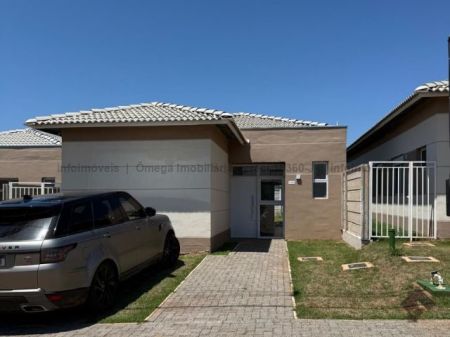 Casa-Térrea-Condomínio em Novos Estados