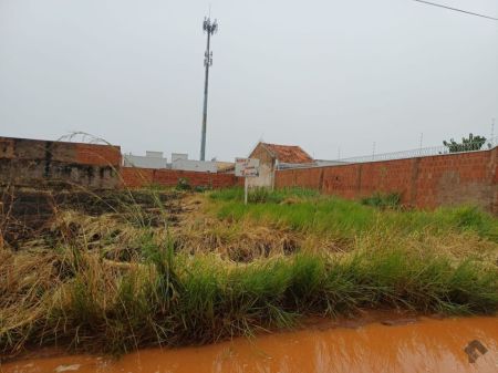Terreno em Riviera Park