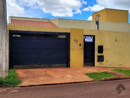 Casa-Térrea em Vila Nasser