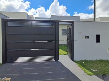 Casa-Térrea em Jardim Presidente