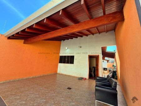 Casa-Térrea em Vila Nasser