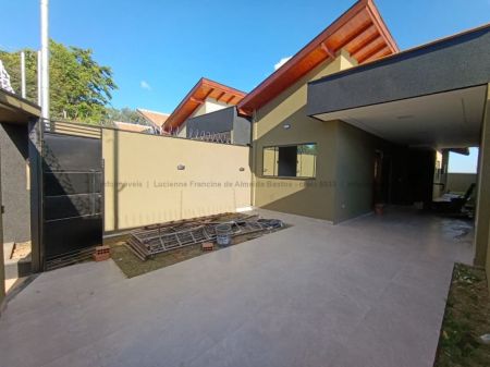 Casa-Térrea em Jardim Seminário