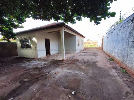 Casa-Térrea em Vila Santo Eugênio