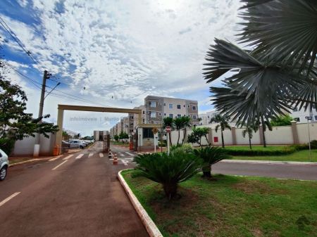 Apartamento em Pioneiros